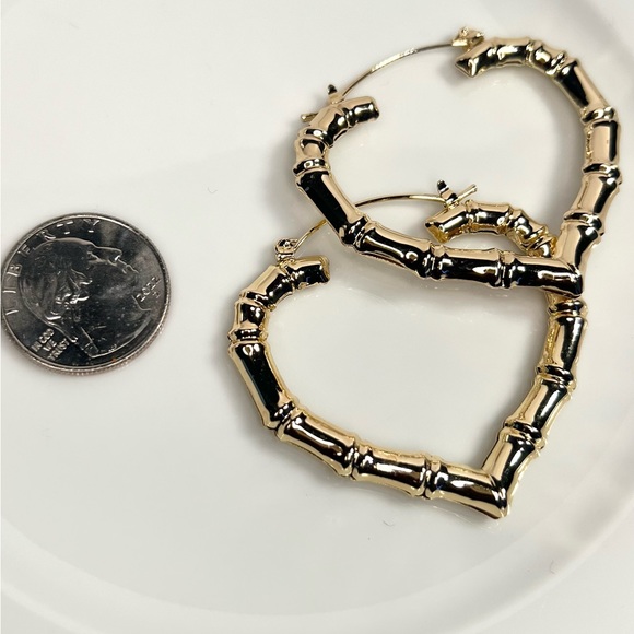 14k gold filled large size heart hoops earrings - Picture 3 of 3